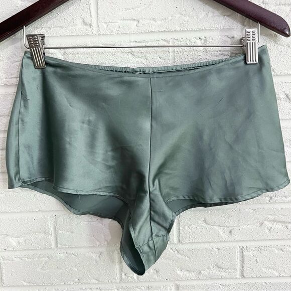 VINTAGE Y2K Victoria’s Secret Satin Lace Sleep Set Size Small - Picture 2 of 12